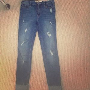 Hollister jeans
